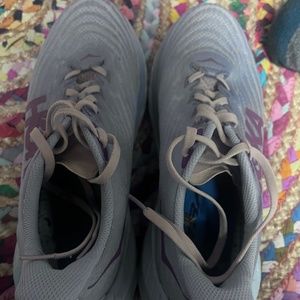 Hoka Mach 5 Women size 9